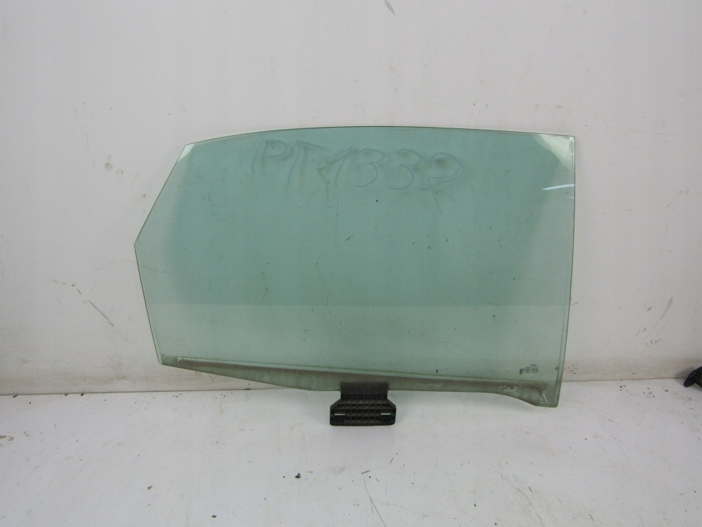 фото №1, Audi a4 b6 скло двері задня права