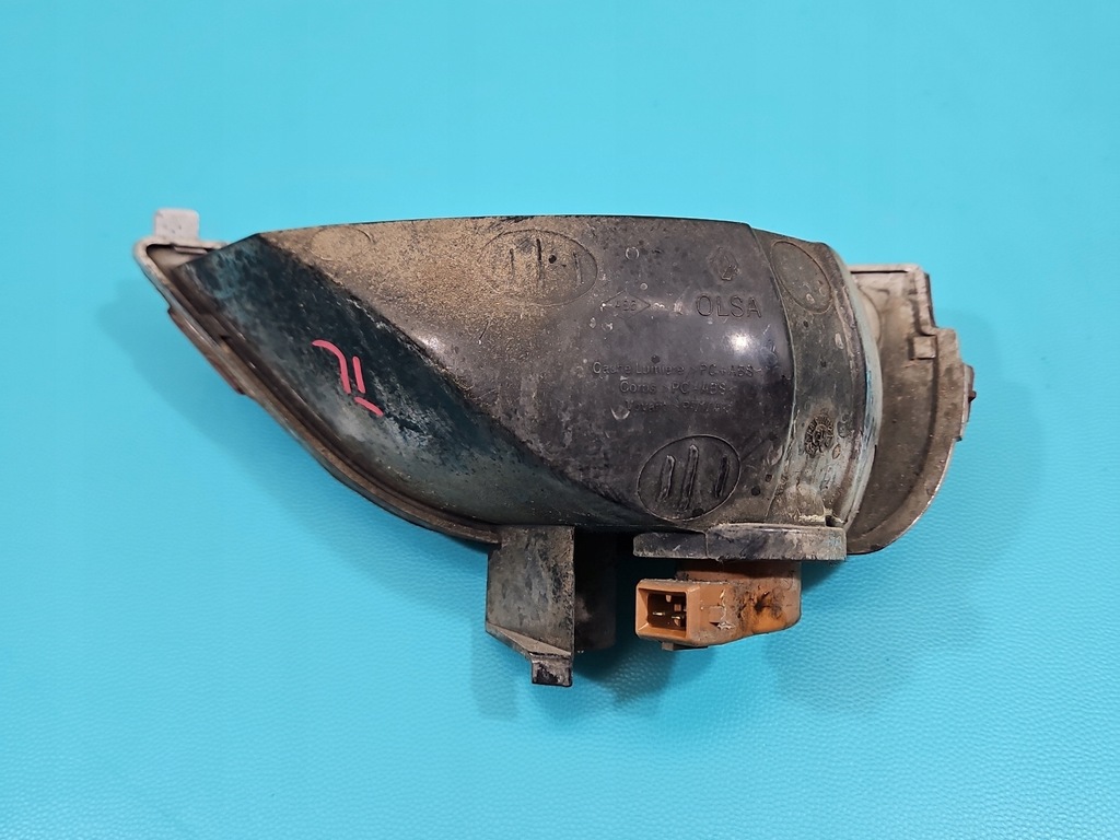 фото №4, Лампа задняя левая бампера противотуманная renault captur i 265850007r