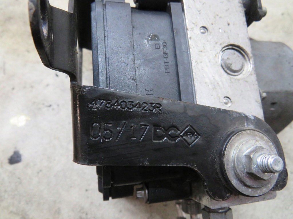 фото №7, Насос abs twingo iii 476605476r