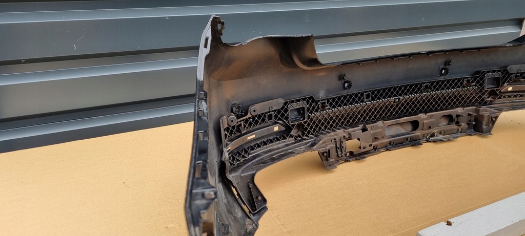 фото №13, Bmw 7 f01 бампер задняя оригинал d179