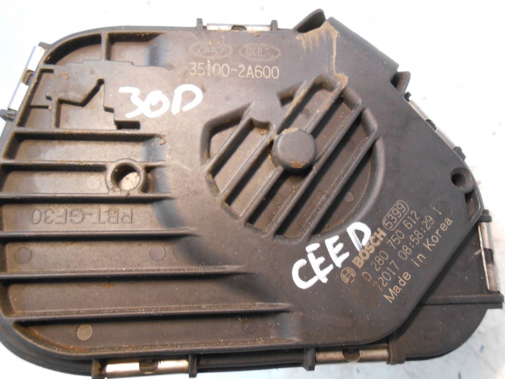 Kia ceed hyundai i30 дросельна заслінка 35100-2a600 Ціна