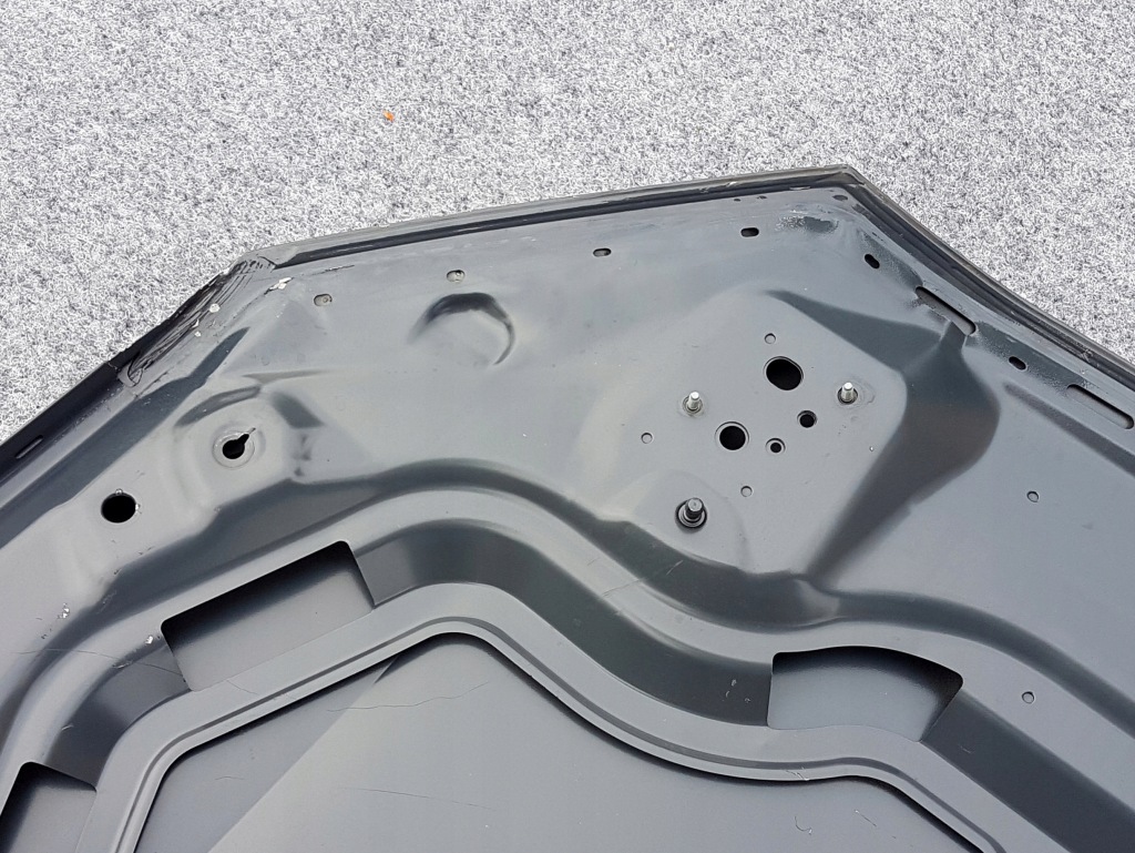 Audi q2 81a 2016- крышка двигателя капот оригинал poznań 81a823029 оригинальный номер Доставка