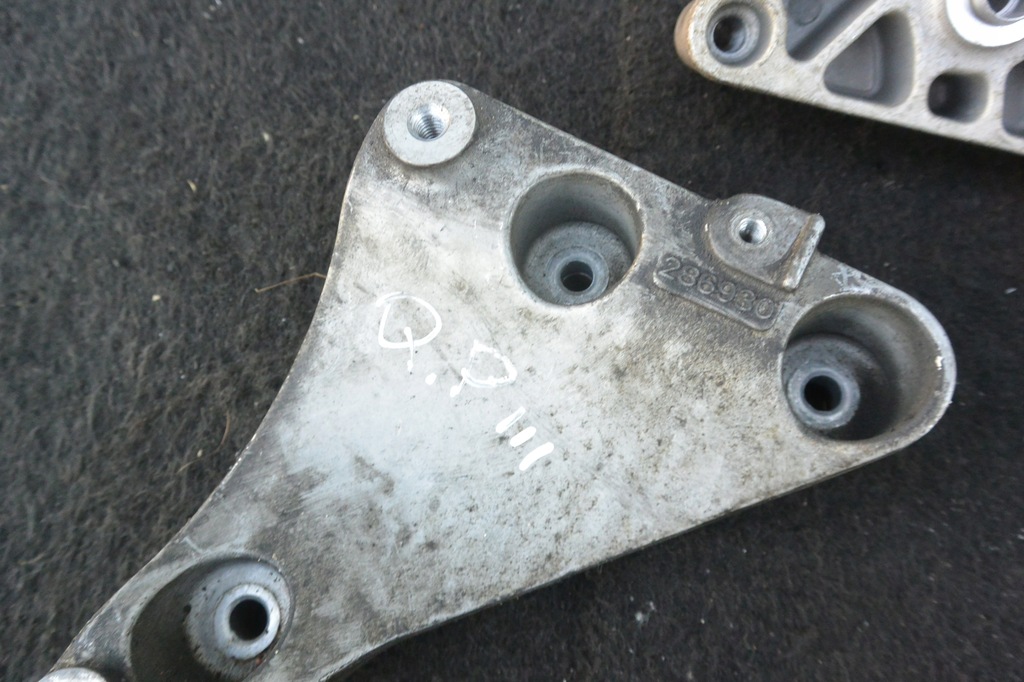 фото №9, Кронштейн двигателя kpl 3.0b maserati quattroporte ghibli