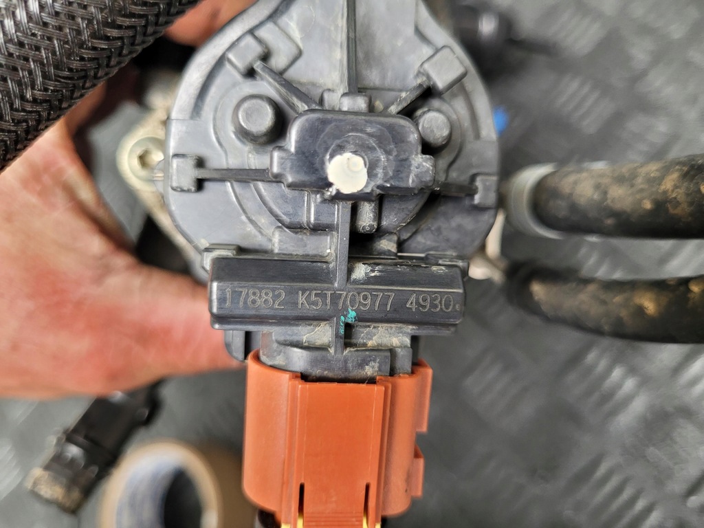 фото №9, Клапан egr термостат 55229740 jeep cherokee v kl 2.2 crd lau61