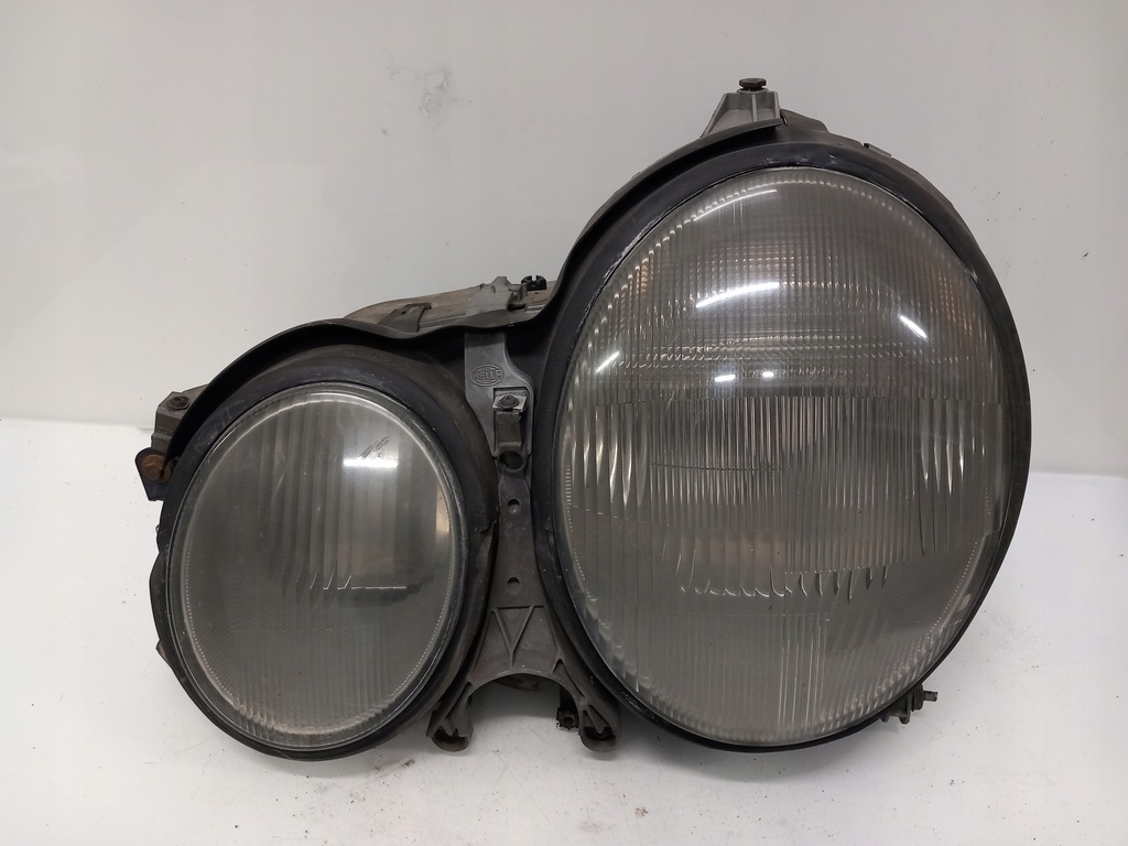 фото №1, Лампа передняя левая mercedes-benz w210 ксенон