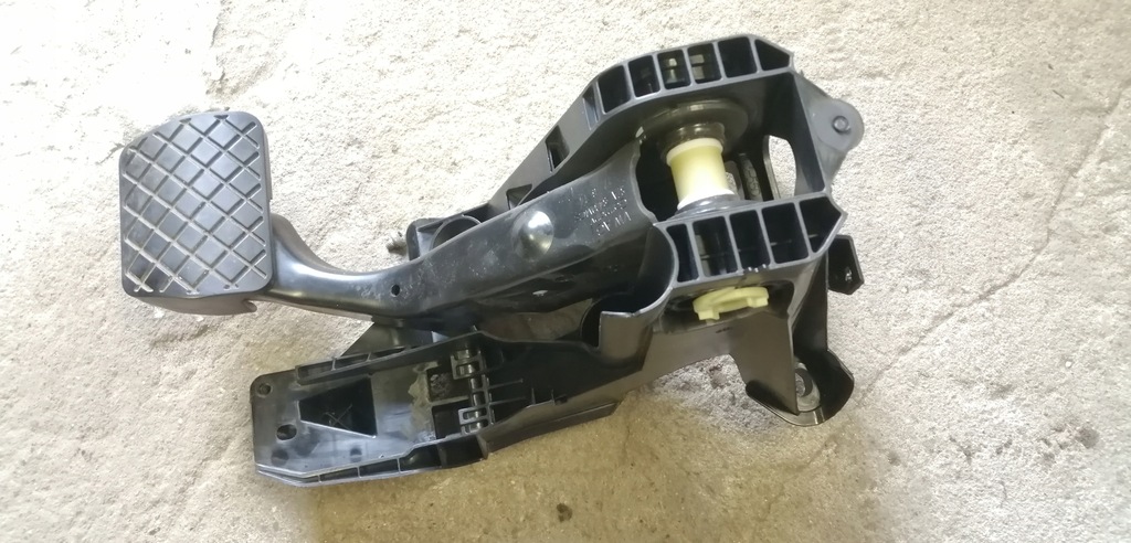 фото №1, Seat leon iii педаль тормоза 5q1723058ae