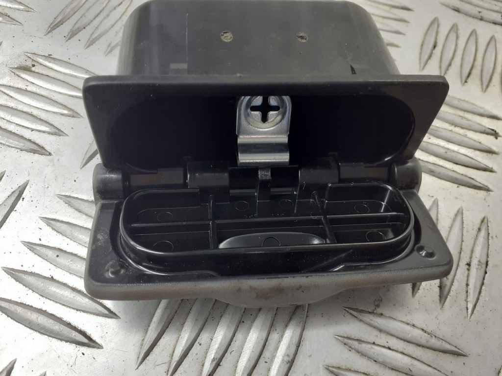 фото №3, Попільничка mazda 626