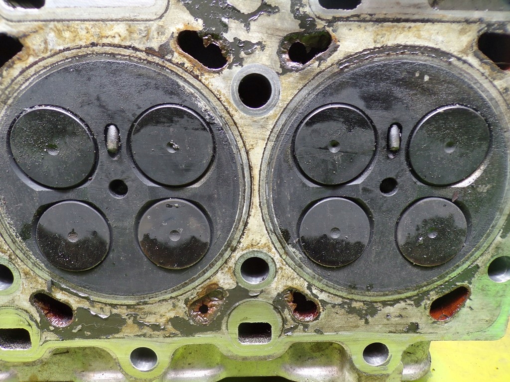 фото №8, Chrysler voyager 2.5 crd головка двигуна