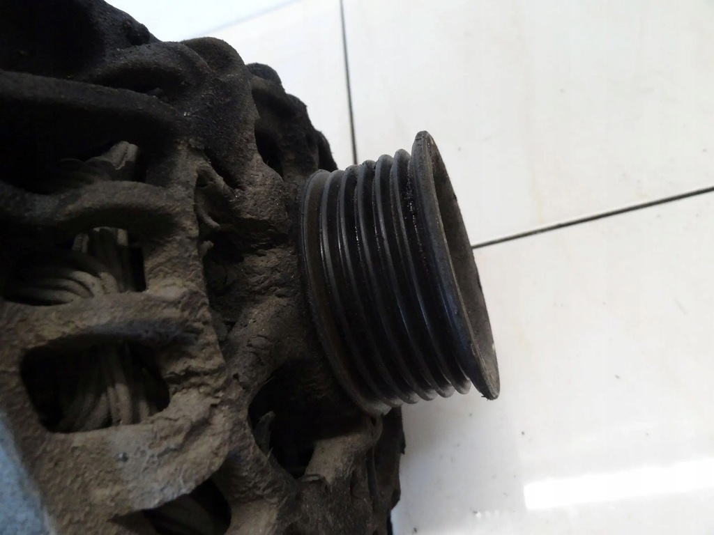 фото №8, Peugeot 206 1.4 b 2004 генератор 9642879980