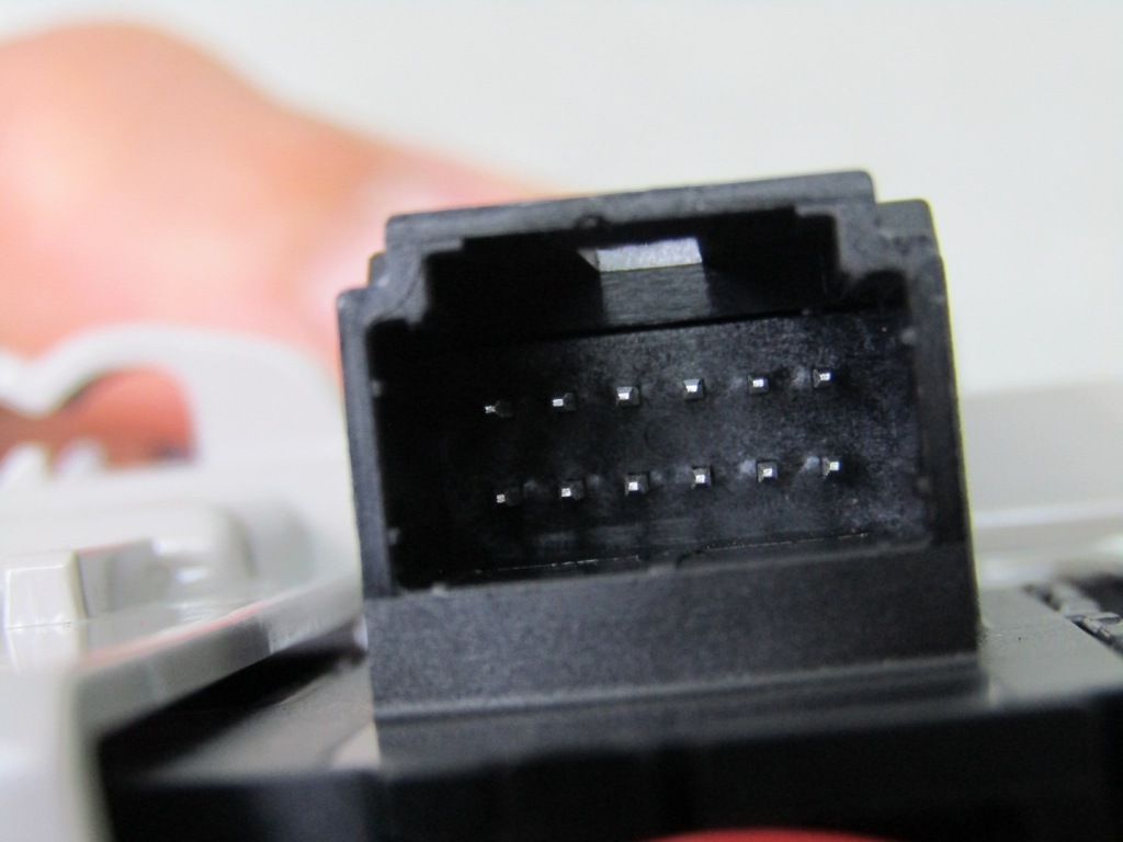 фото №8, X-trail iv t33 24r лампа освітлення салону кабіни бардачок 264306ra0a