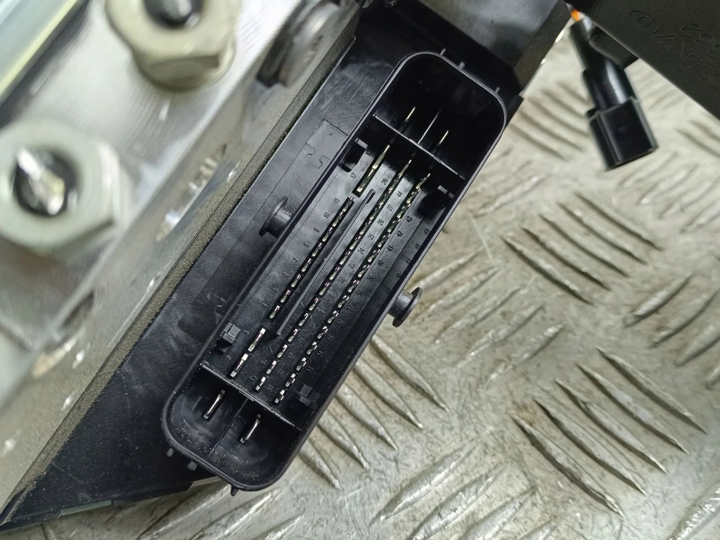 2023 polestar 2 насос abs 32281728 в Украине