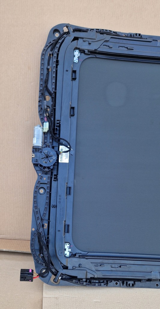 фото №8, Люк панорама vw tiguan lift 2021-2024 r 5na877041m jak новый kpl