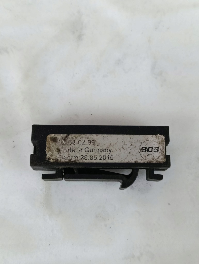 фото №1, Opel insignia a 2010 элементы крепёжные 22640299