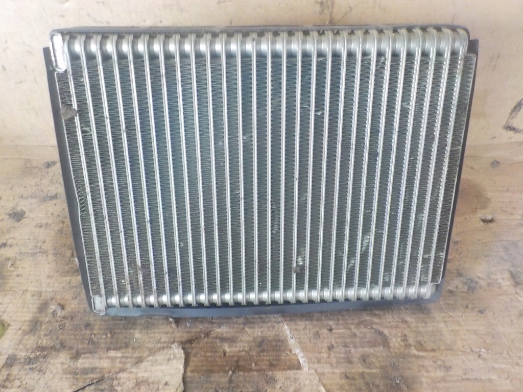 фото №1, Радиатор кондиционера volvo s60