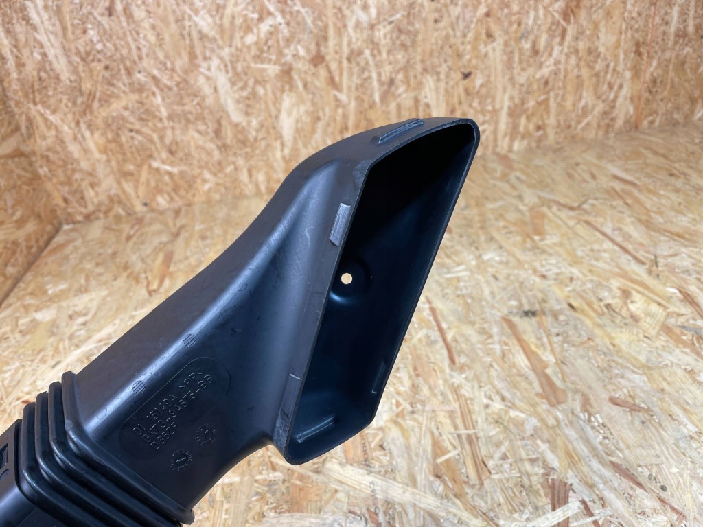 Впуск повітрозабірник труба повітря jaguar fpace x761 gx73-9a675-bb gx73-9a675-fb 16- Доставка