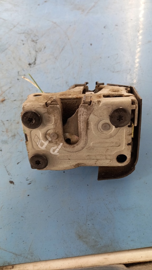 фото №2, Замок правый перед renault clio iii 06r