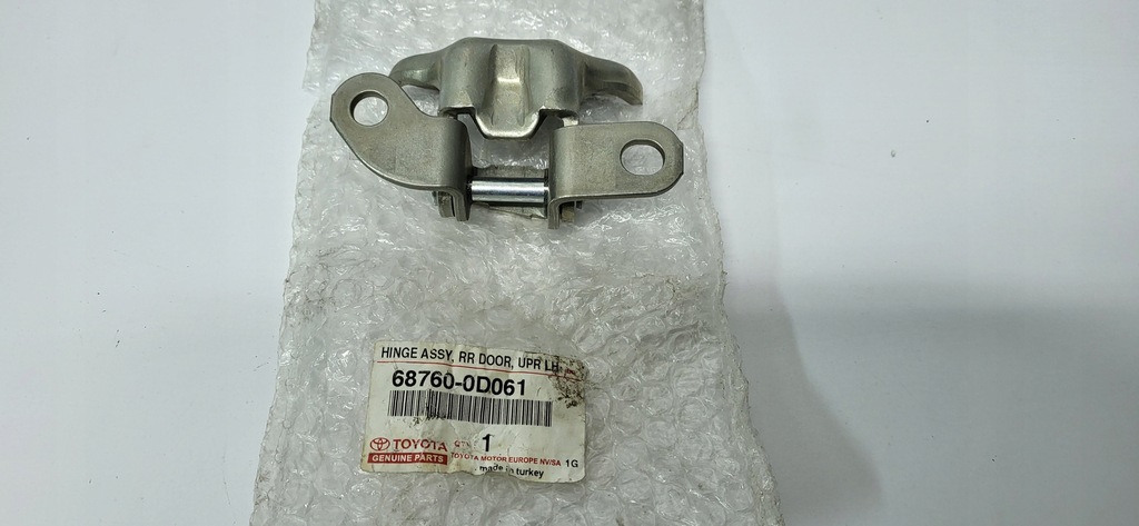 фото №1, Lexus rx prius rav4 yaris ii avensis петля дверь левый задняя góra 68760-0d061