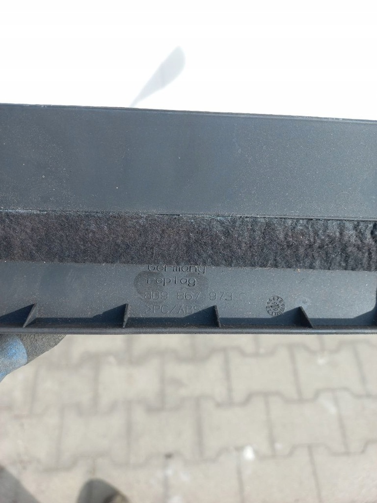 фото №6, Защита верхний обивка крышки багажника audi 8d9867973