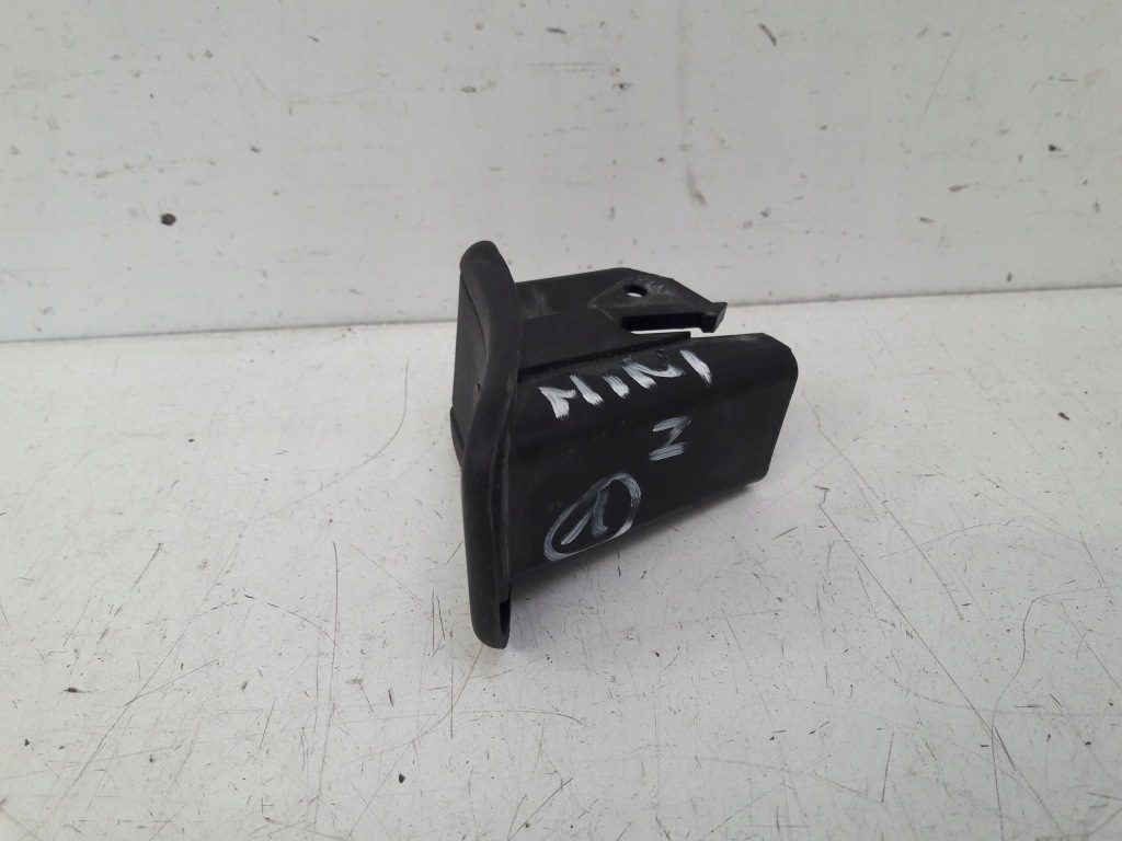 фото №1, Заглушка isofix 7043173 mini