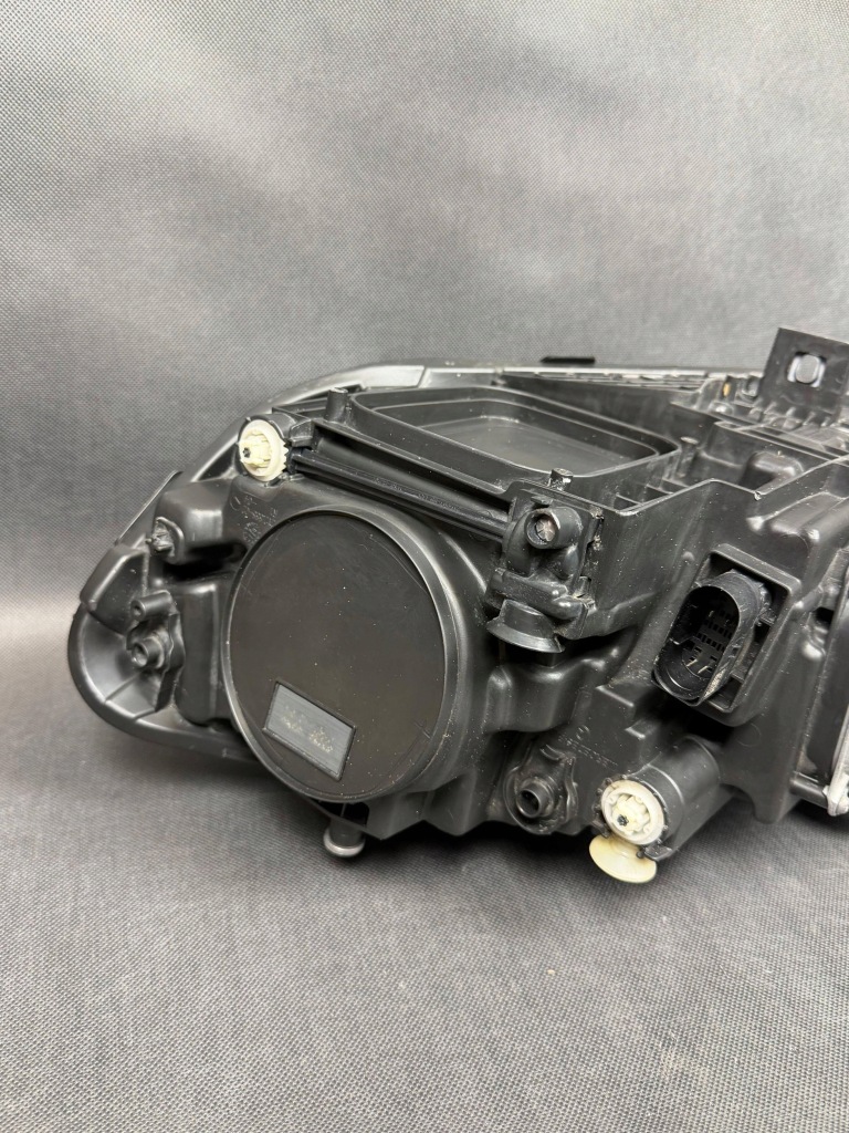 Фара high performance лампа r америка mercedes klasa a w177 a1779063200 Цена