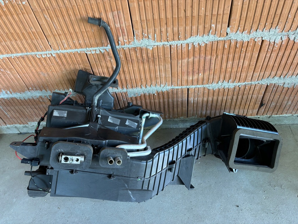 фото №1, Mercedes sprinter w906 vw crafter обігрівач повітродувка 2011 r a9068301760