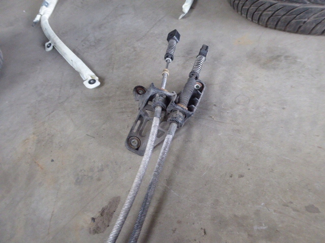 Octavia 2 1z 04-08 рычаг кулиса тросы переключения передач 1.9 tdi Киев