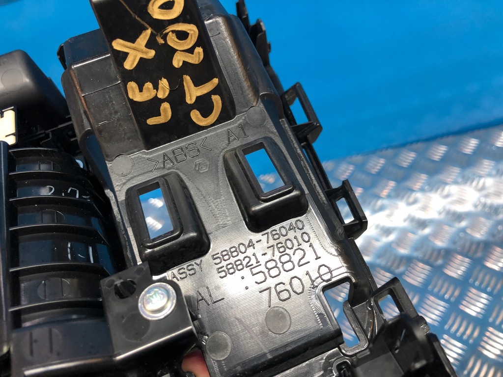 фото №5, Lexus ct200 ct рамка тунель передач dekor