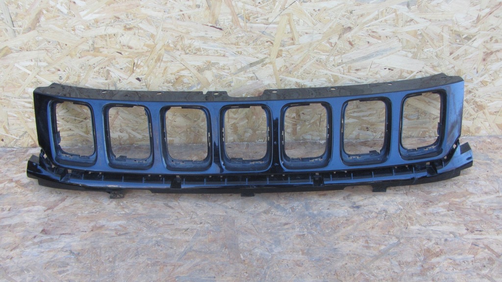 фото №1, Решітка радіатора решітка радіатора бампера перед jeep compass ii 2017-