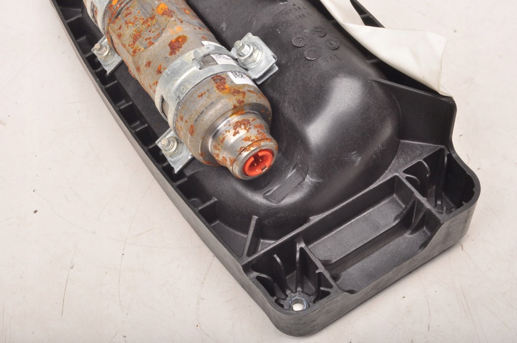 Mercedes gla w156 подушка подушка безопасности пассажира 1768600002 Киев