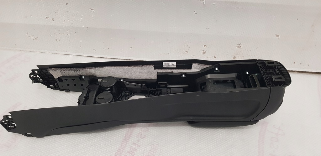 фото №5, Подлокотник туннель средний mini clubman f54