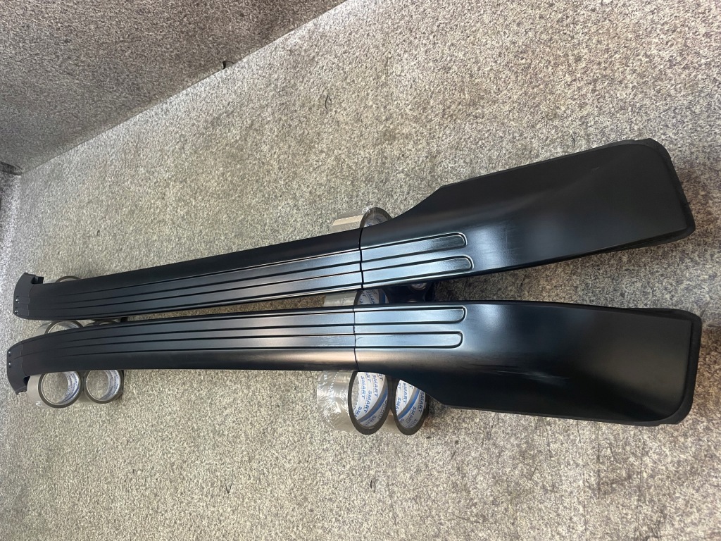 Купити Рейлінги дахові комплект рейлінг правий + ліве bmw x6 e71 рестайлінг  чорні в гарному стані