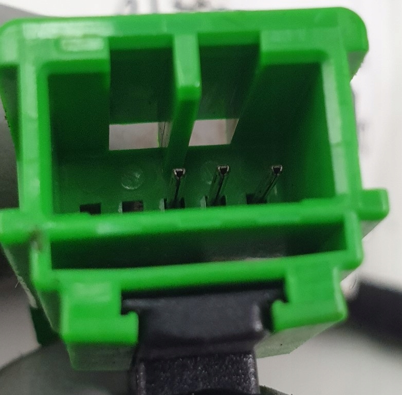 фото №4, Замки засувка дах volvo c70 ii 9466685 пара