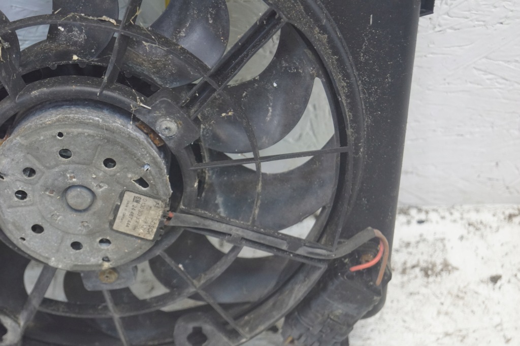 Вентилятор радіатора opel astra h 1.9 24467444 в Україні