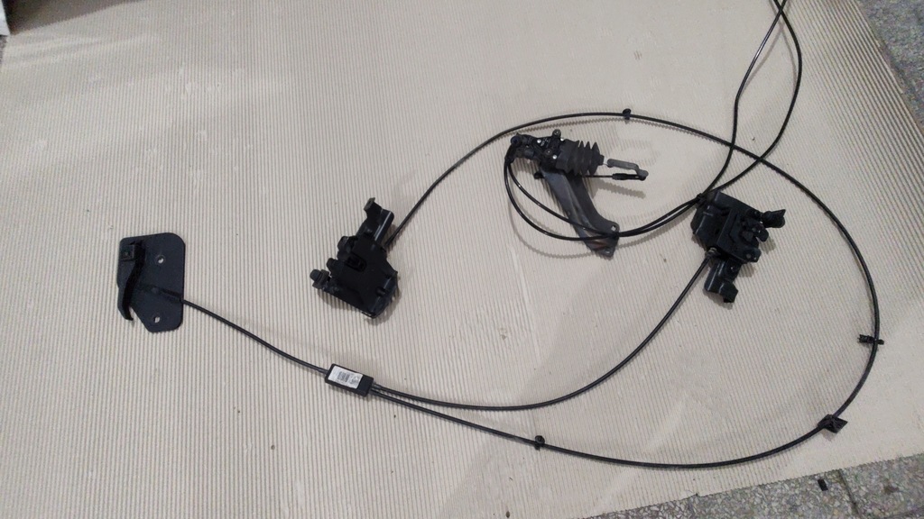 фото №1, Комплект замки капот решётка радиатора scania s r ngs 2541147