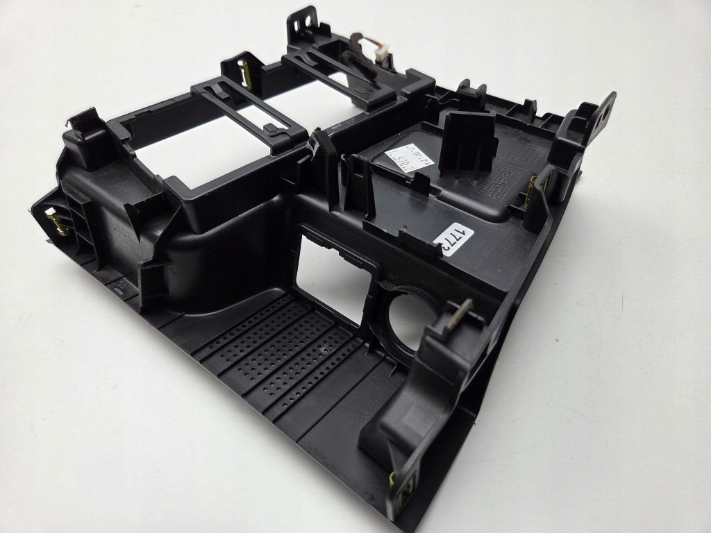 Ford focus mk4 ford kuga mk3 рестайлінг  накладка корпус зарядний пристрій nx7b-a048w42 Зі Шроту