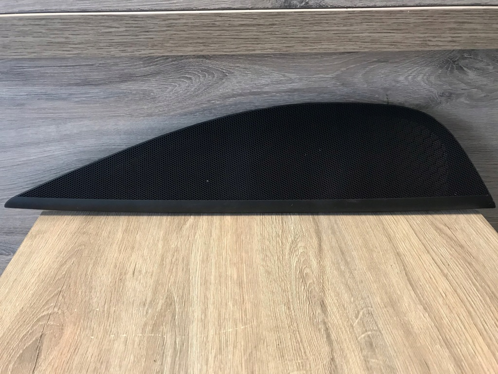 фото №1, Накладка защита динамика audi a8 d4 4h2857367