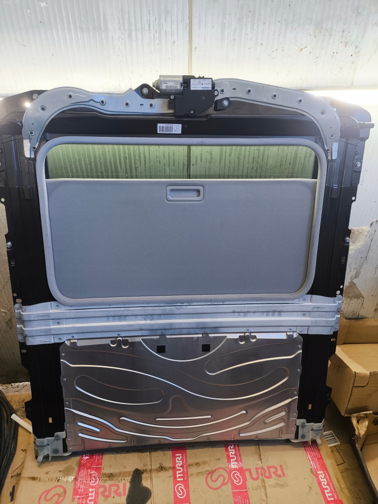 Bmw e87 люк люк дах скляний bmw 1 e81 7046142 ? Зі Шроту