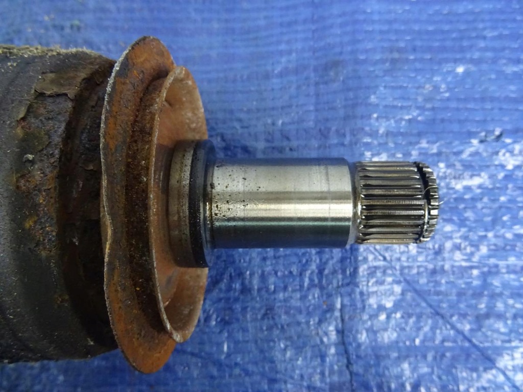 фото №2, Приводной вал задняя левая mercedes slk r171 3.5