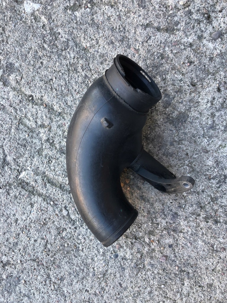 фото №7, Bmwe e60 e61 труба воздухозаборник воздуха 7803843