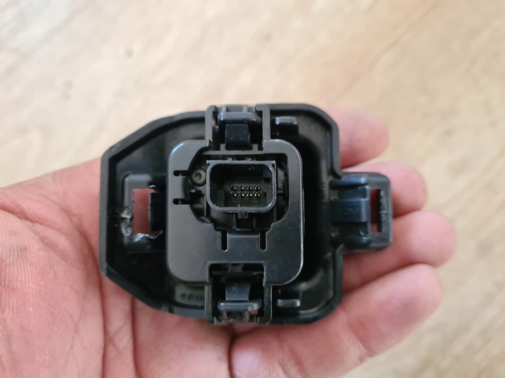 фото №11, 5wa980546d 3cc980561 10e980815a камера кронштейн камеры vw id.3 cupra born