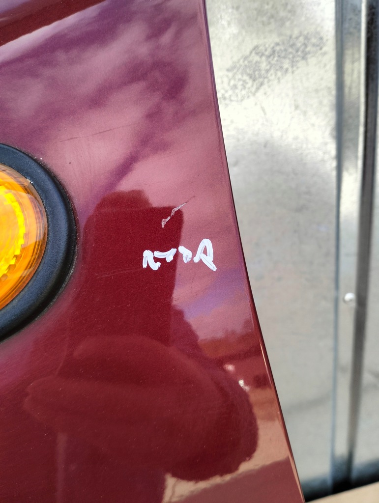 Крыло  левое  перед mini cooper r56 lata 2006-2010 цвет 857/3 nightfire red Недорого