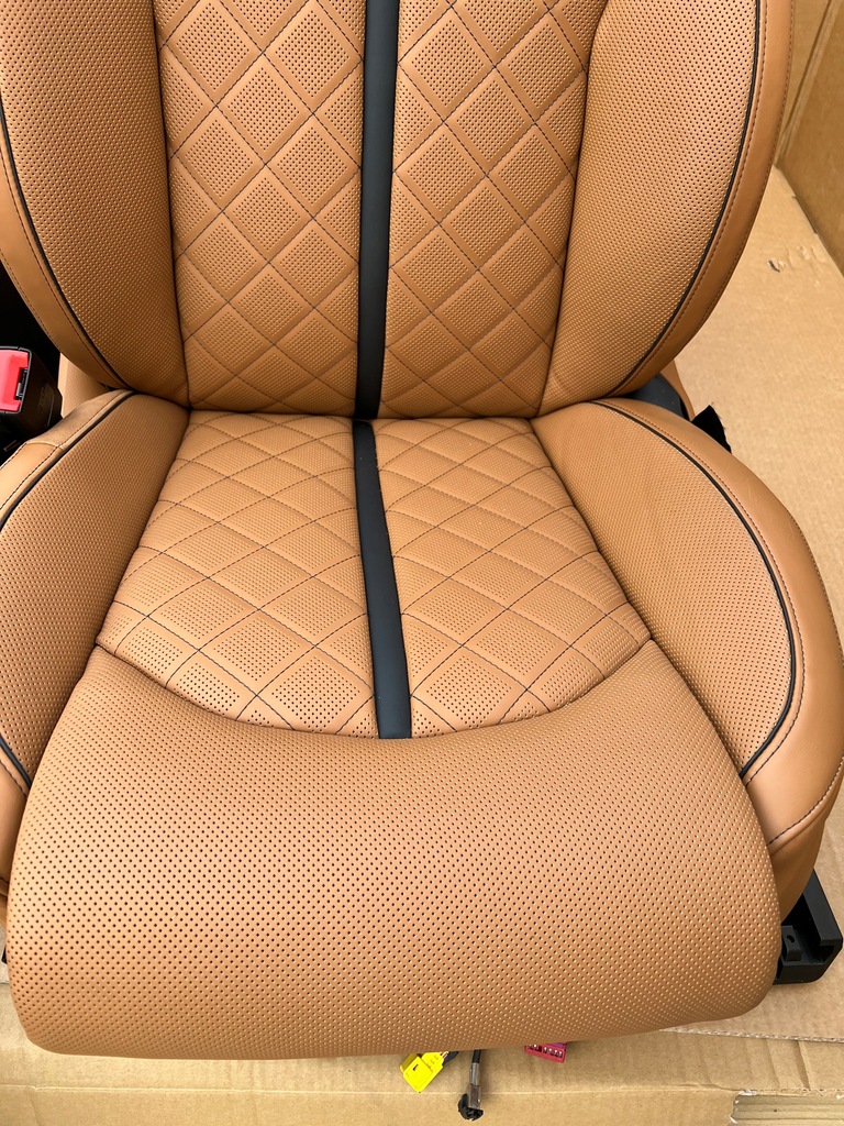 фото №11, Audi a8 d4 4h сиденья audi exclusive long туннель rse