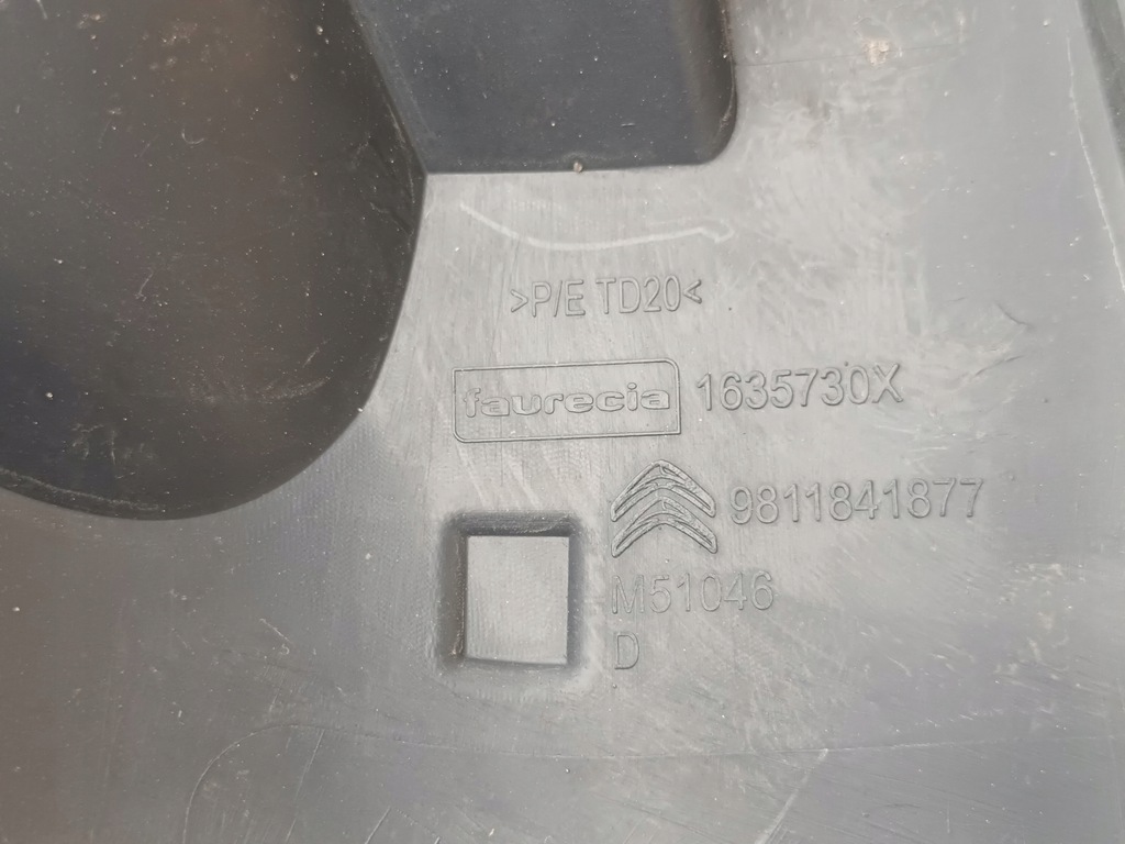 фото №6, Напрямна бампера правий citroen jumpy iii кронштейн перед праве