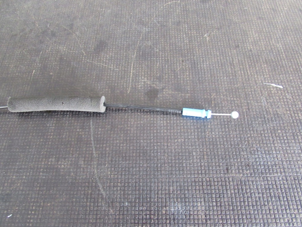 фото №6, Трос замка правий перед toyota corolla e21 1.8 b hybrid 19-23 r.