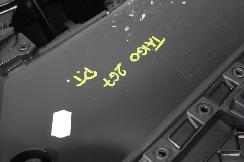 фото №5, Обшивка дверь правый задняя vw taigo 2g7 r-line