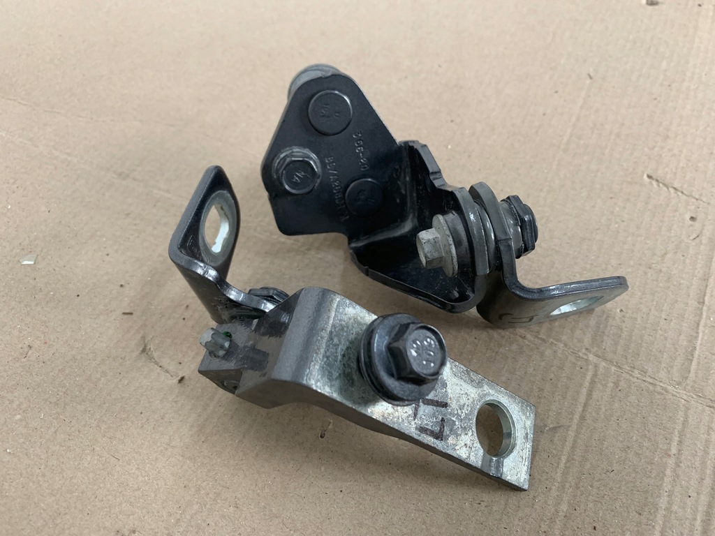 фото №2, Ford mustang mach-e rwd 21r петля петли дверь góra dół левый задняя задние