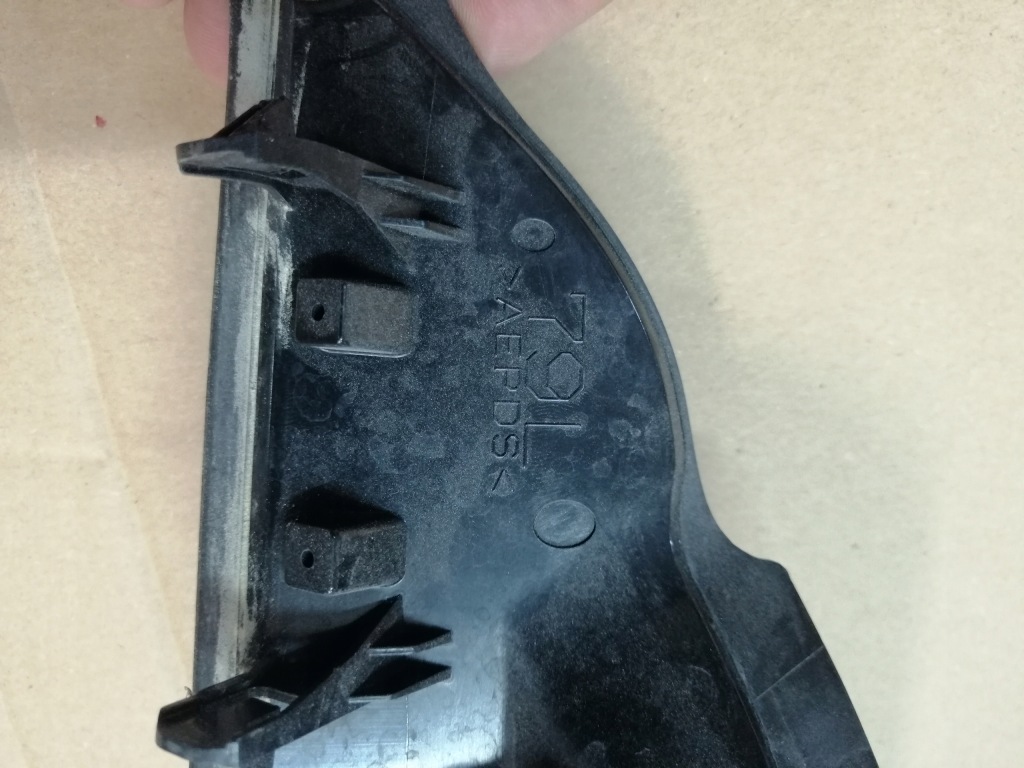 фото №5, Toyota c-hr молдинг скло лобове перед права