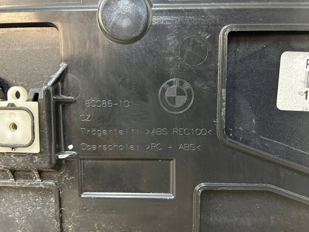 Спойлер задний крышки багажника bmw x1 f48 f49 18008610 Киев