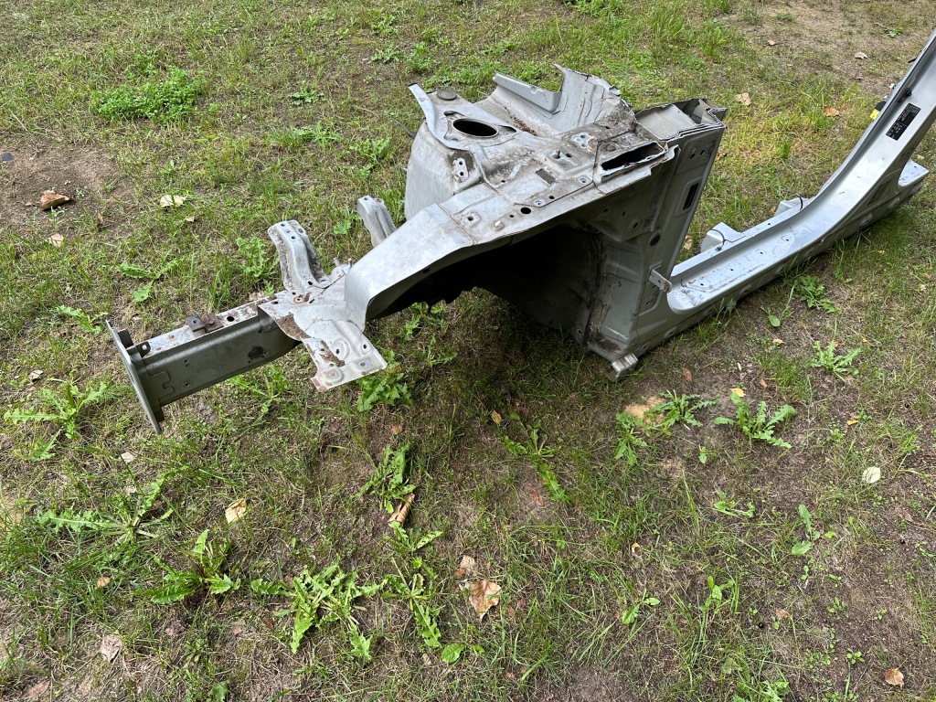 фото №2, I40 четверть левый перед лонжерон блок двигателя порог n3s