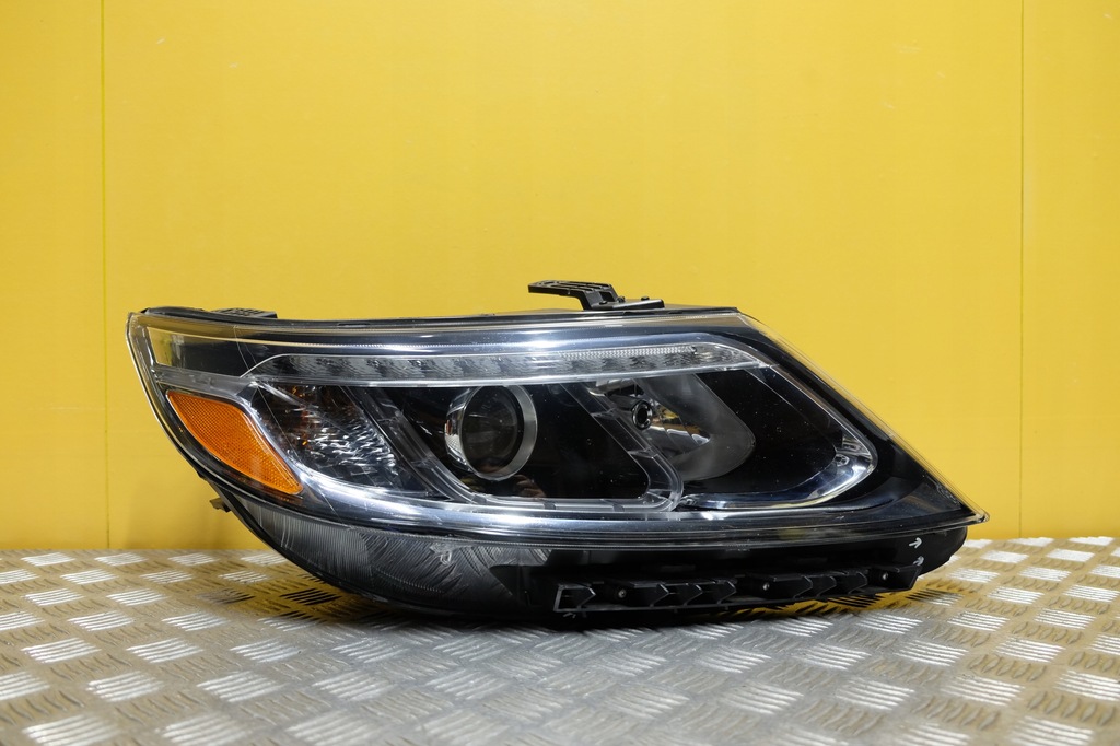 фото №1, Kia sorento 2012- фара лампа ксенон с led r usa